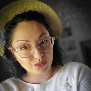 Meet your Posher, Teresa